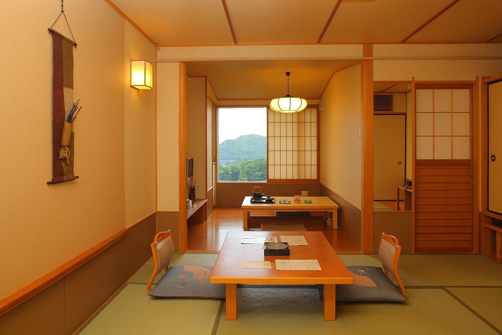 Отель Senpokaku Тоба Экстерьер фото